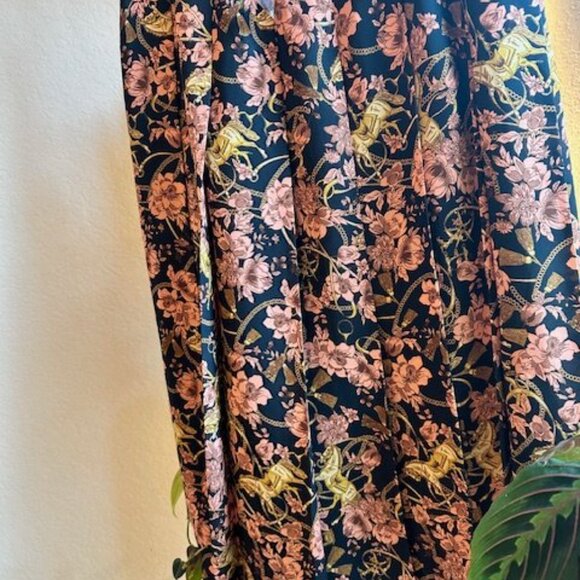 ModCloth Size 8 Floral Chain Horse Print Pleated Midi Skirt NWT - Picture 2 of 8